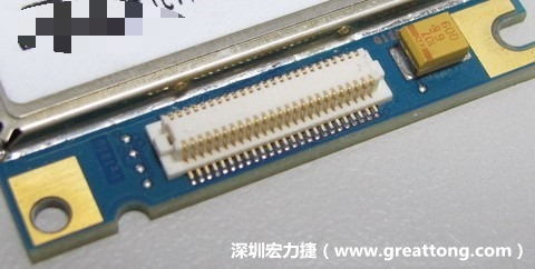 PCBA大講堂：板對板連接器下面裸銅設計，造成模組功能不良