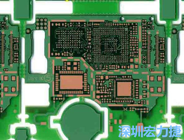 在產品極度要求小型化設計時，可利用HDI板材壓縮主板面積，同時具減輕重量優點。