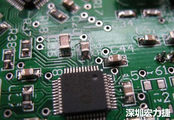 音訊電路訊號品質，是影響操作體驗的關鍵，電路布局要特別注意。